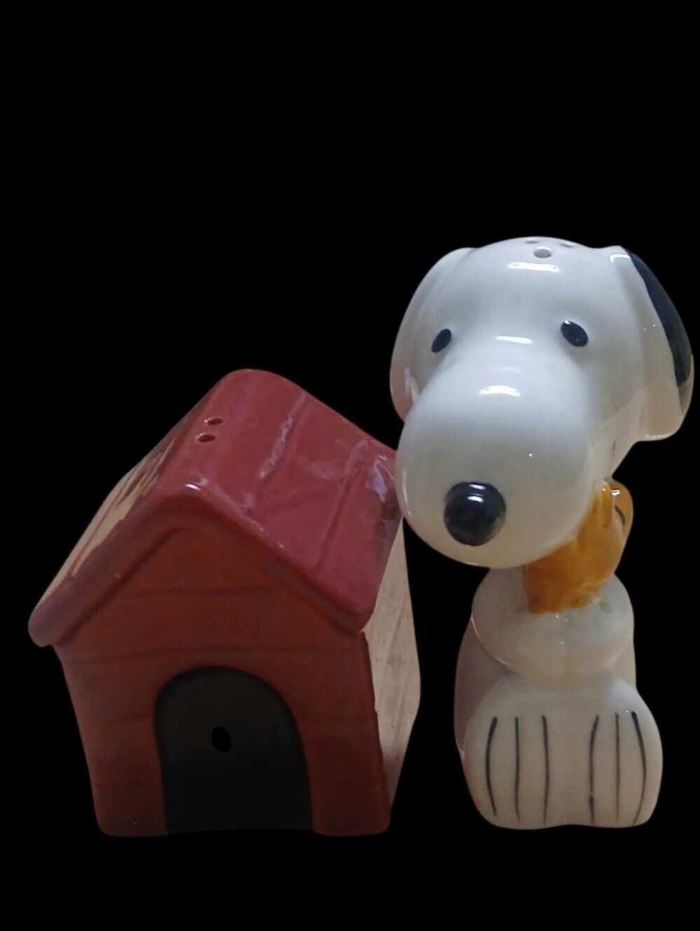 Peanuts - Hand Painted Ceramic Snoopy Salt Shaker & Red Dog House Pepper Shaker